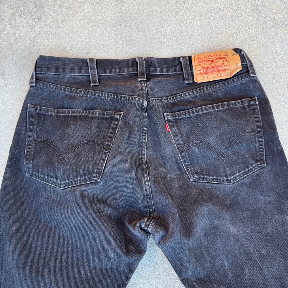Levi's 501 Original Straight Leg Jeans Mens 38x29 Black Button Fly Denim